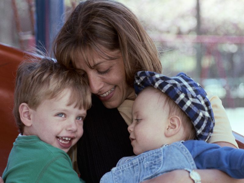 Children Use Both Sides of the Brain to Understand Language