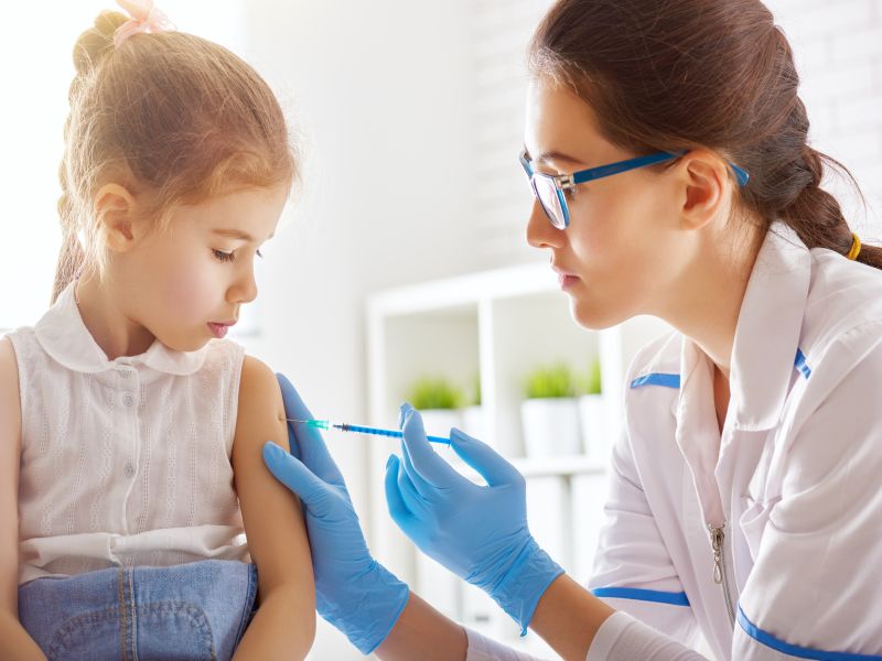 Flu Shots for Kids Protect Everybody, Study Shows