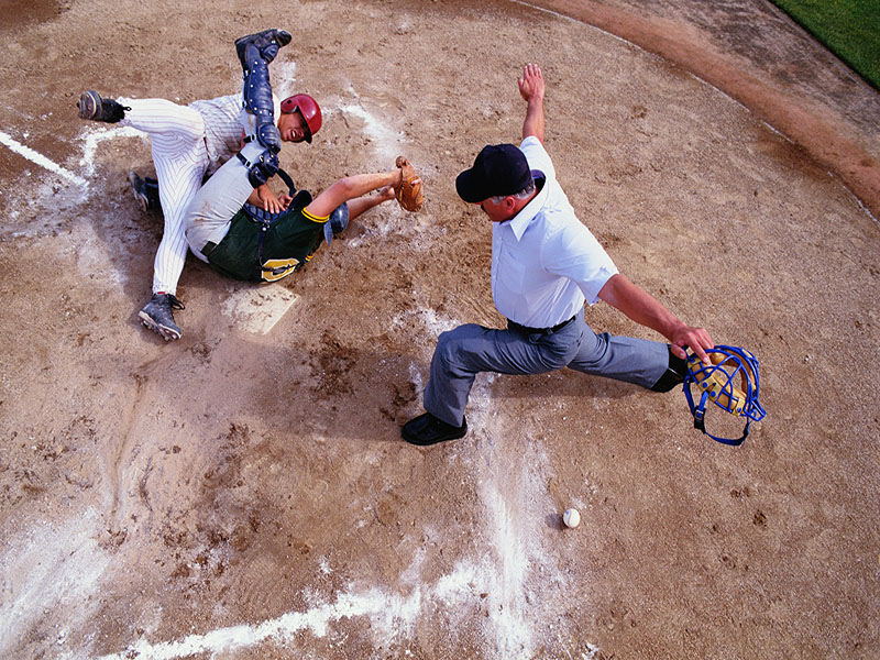 News Picture: High School Pitchers Who Also Catch Prone to Injury