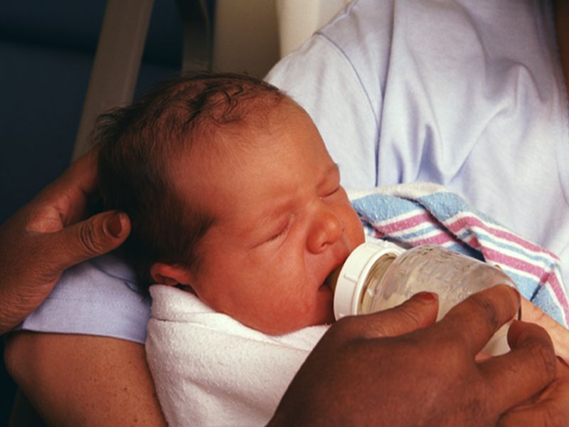 News Picture: Used Safely, Donor Breast Milk Can Help Preemie Babies