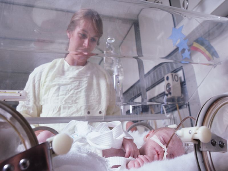 Abnormal Gut Microbiome May Stunt Preemies' Growth