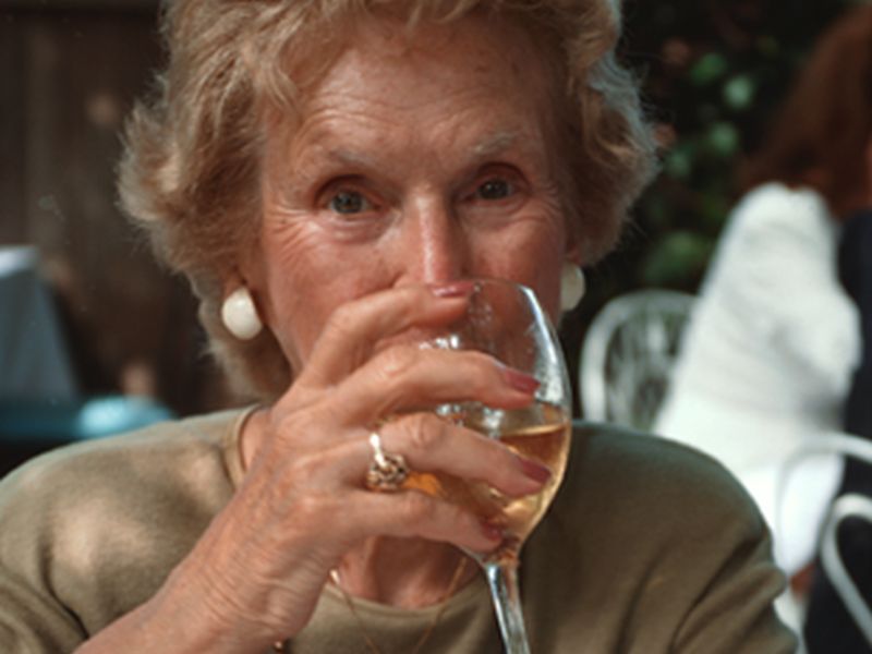 More Than Half of Cancer Survivors Don't Abstain From Alcohol