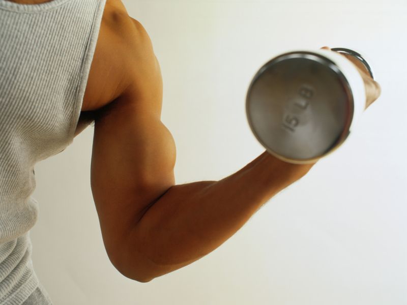 Tone Your Upper Arms With These Effective Bicep Curls