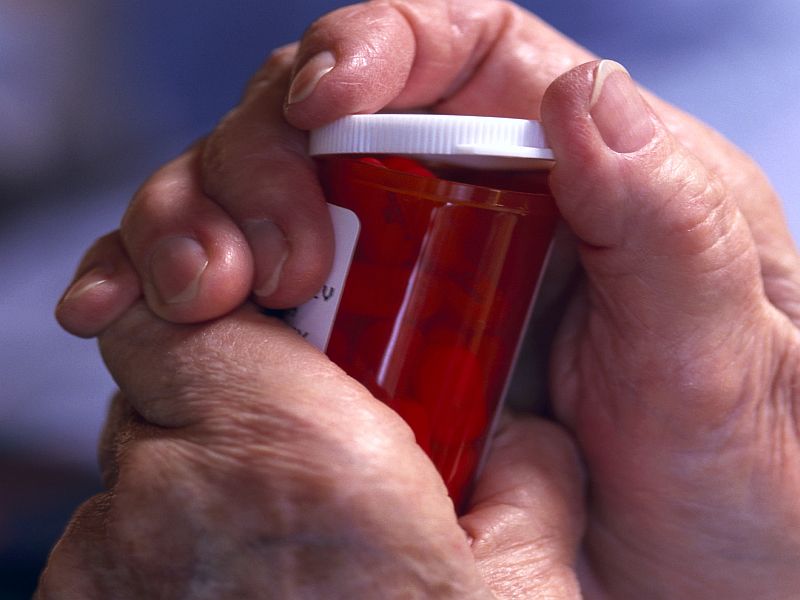 Widely Prescribed Class of Meds Might Raise Dementia Risk