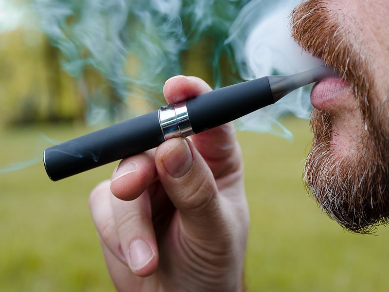 News Picture: Small Study Links E-Cigarettes to Potential Heart Trouble