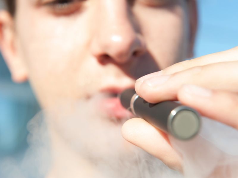 News Picture: Millions of Teens Exposed to E-Cigarette Ads: CDC