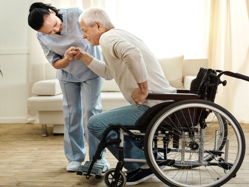 After Heart Attack, Home Care Can Prevent a Return to Hospital