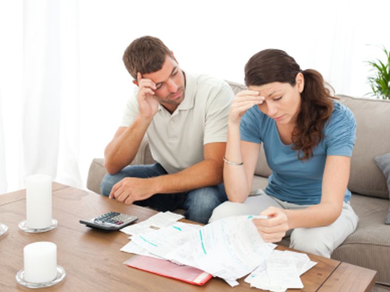 News Picture: Parental Debt May Affect Kids' Behavior