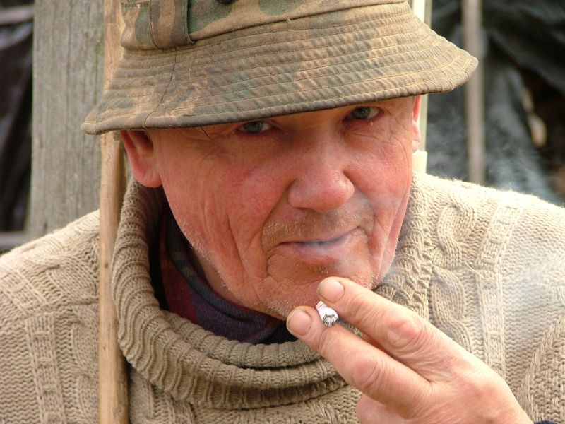 Smoking Reduces Survival Odds After Bladder Cancer Surgery