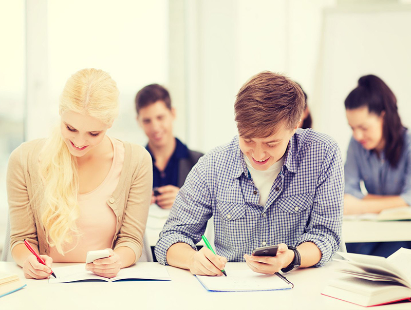 News Picture: Harmful Flame Retardants Detected in College-Classroom Dust