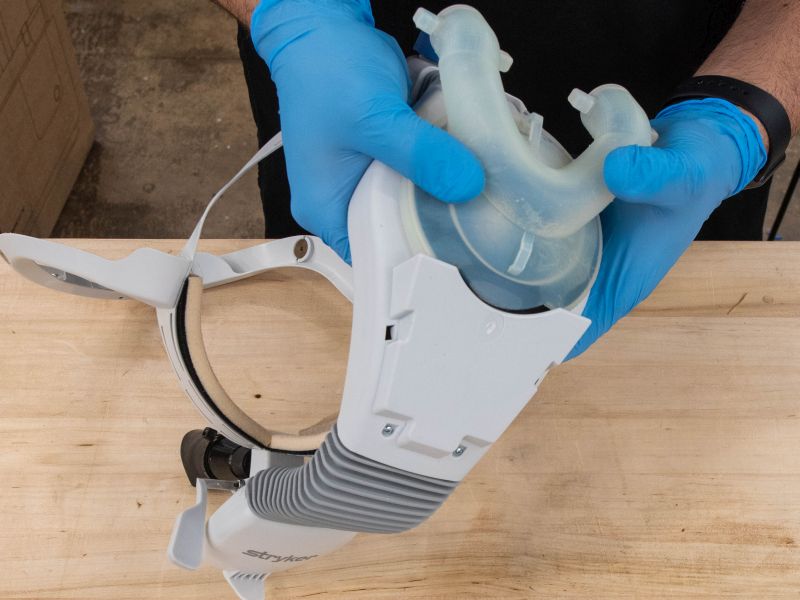 Scientists Design Protective Respirator for Health Care Workers